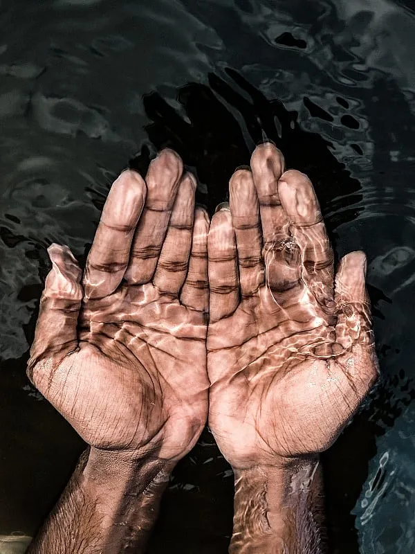 According to Dr Kiran Sethi,  the combination of salicylic acid and maltodextrin  is what makes it a mentionable ingredient. Image: Pexels 