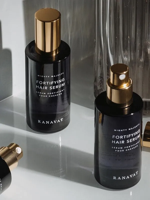 This oil-based serum from Ranawat focuses on thickening, strengthening and nourishing the hair with oils like sunflower oil, jasmine oil and Amla extract. Image: Instagram.com/ranavat 