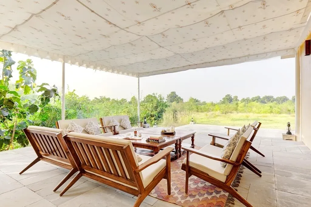 Bijapur Lodge offers travellers the opportunity to commune with locals (the hotel employs men from the indigenous Rabari tribe). Image: Bijapurlodge.com 
