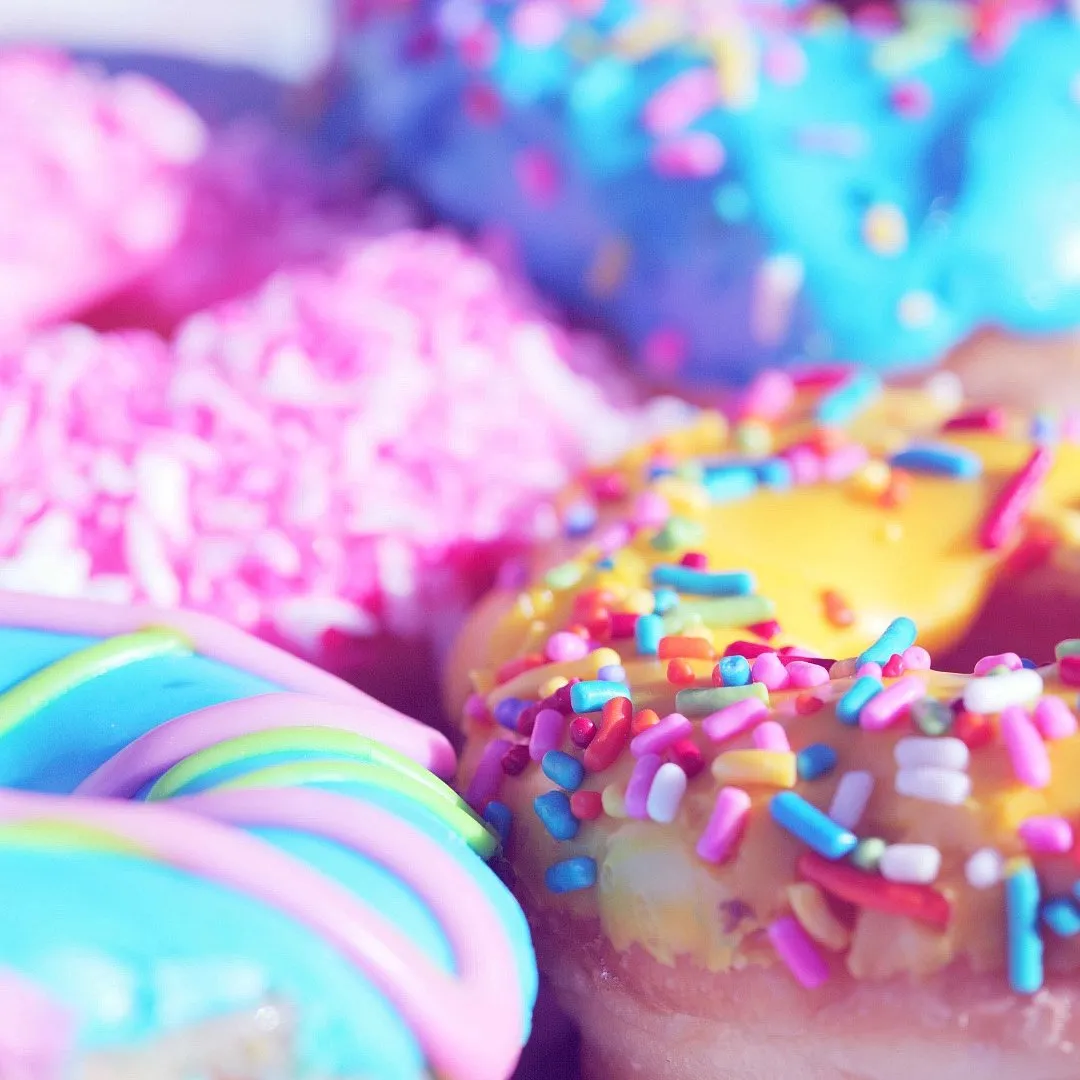 Our lifestyle patterns—sleeping at odd hours and eating processed foods with high glycemic indices, high stress levels and leading sedentary lifestyles affect skin health negatively over a long period of time. Image: Pexels 