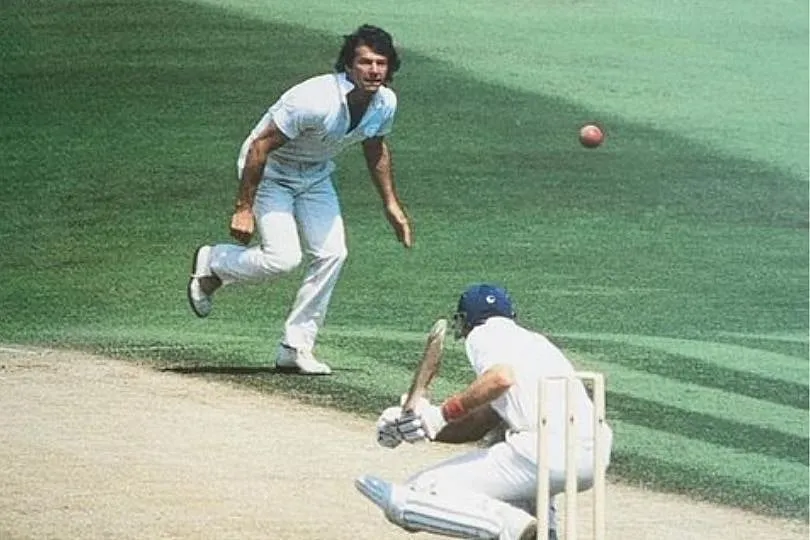 Former English cricketer and commentator Mark Nicholas called Khan a “cricketing god” and “exceptional leader of men”. Image: Twitter  