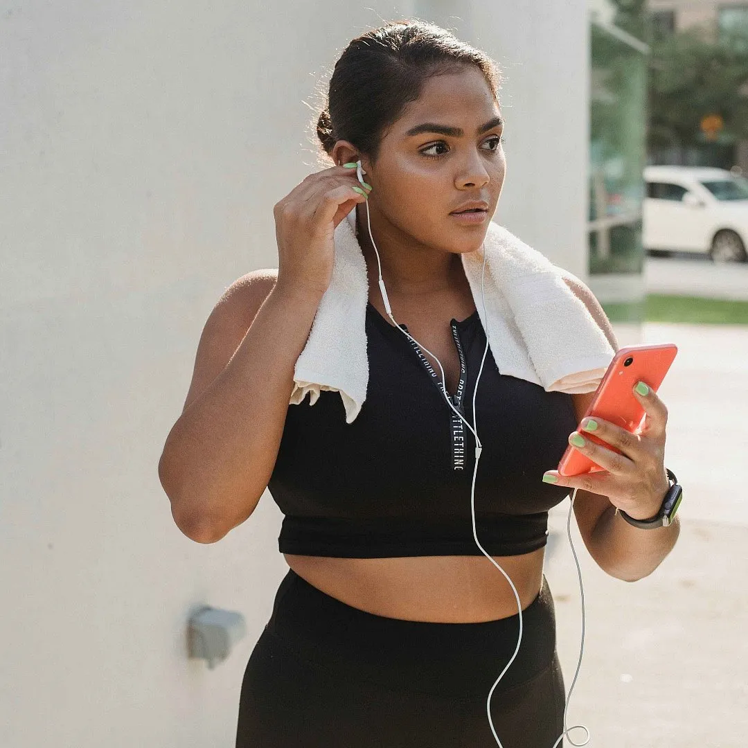 Talk yourself out of unhealthy choices and focus on how better choices are making you stronger, suggests Samreedhi Goel. Image: Pexels 