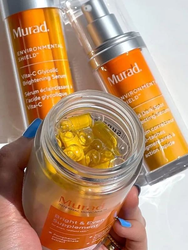 You can start using vitamin C at a low concentration, then work your way up to higher concentrations as your skin becomes more tolerant. Image: Instagram.com/muradskincare 