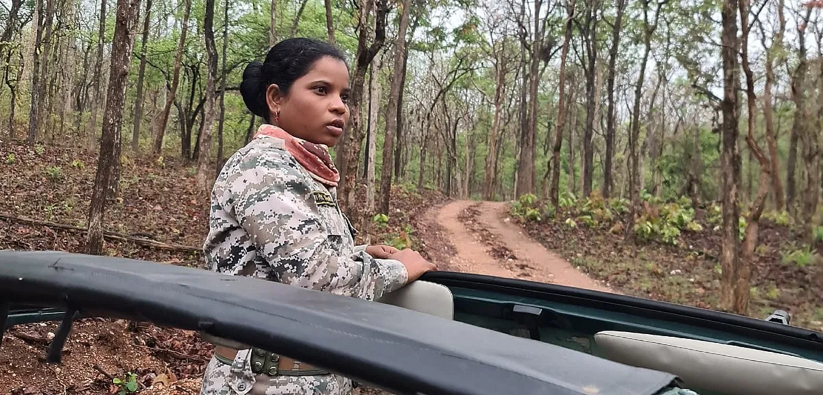 Rina Edbachi, 20, has been a guide at Khursapar Gate of Pench National Park on the Maharashtra side  since 2017. Image: Chandreyi Bandyopadhyay 