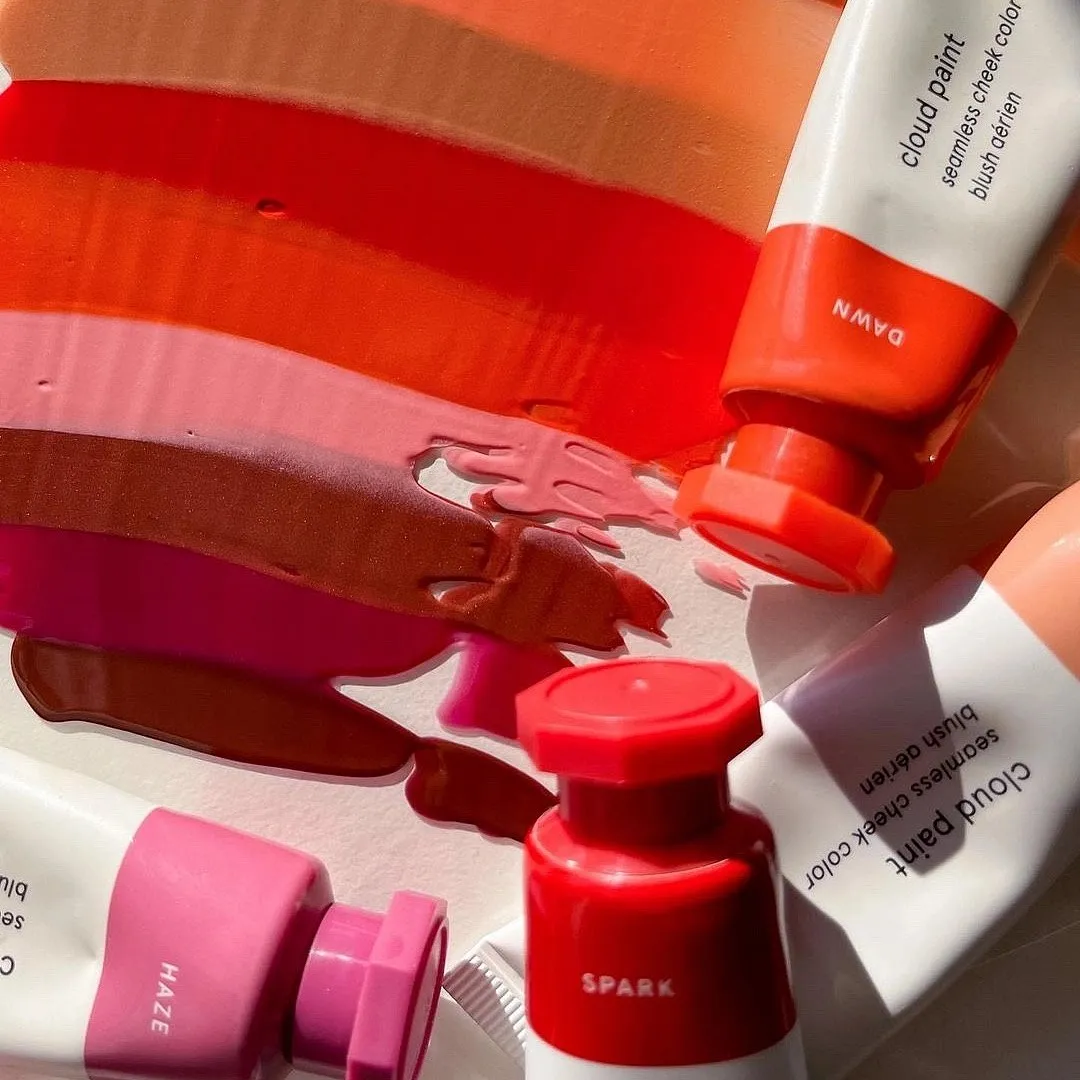 Cloud Paint, GlossierThe iconic Cloud Paints were and continue to be Glossier’s hero products for they were amongst the first of their kind. The gel-to-crème finish of the highly-pigmented blushes is what makes them covetable, along with the Gen-Z-friendly packaging that exhibits the shade of the product. This particular product regularly makes it to the red-carpet looks of celebrities like SZA, Chrissy Teigen and Reese Witherspoon among others. The buildable formula is enriched with collagen and pore-blurring powders that provide a moisturising benefit and soft focus effect respectively.Priced at ₹1,400 approximately Shop hereImage: Instagram.com/glossier 