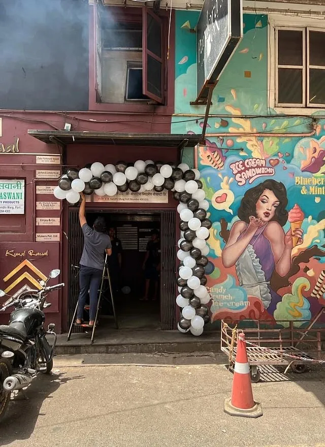 Elaborating on why landlords in Kala Ghoda prefer letting their spaces out to retail over restaurants, Alex Sanchez says, “The biggest challenge for restaurateurs is their overheads—your rent cannot be at a percentage higher than your revenue.