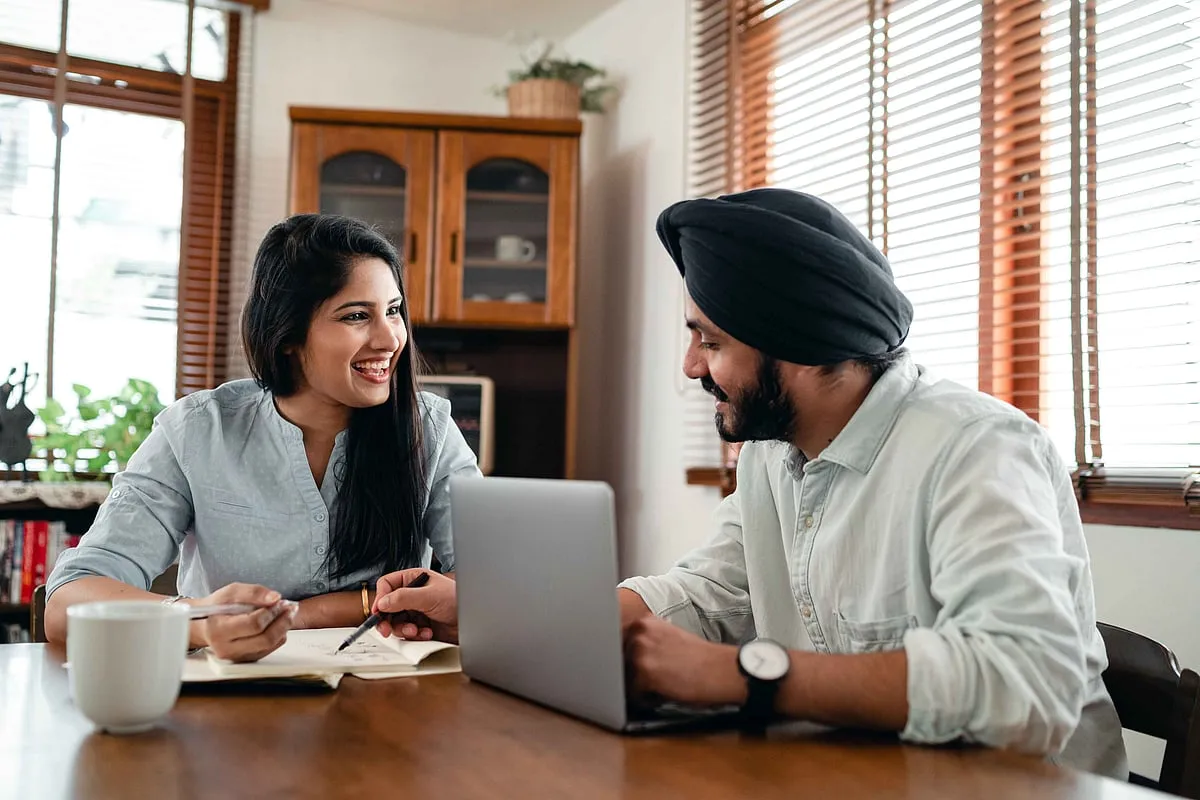 It’s important to be honest about your financial expectations from the very beginning. Image: Pexels 