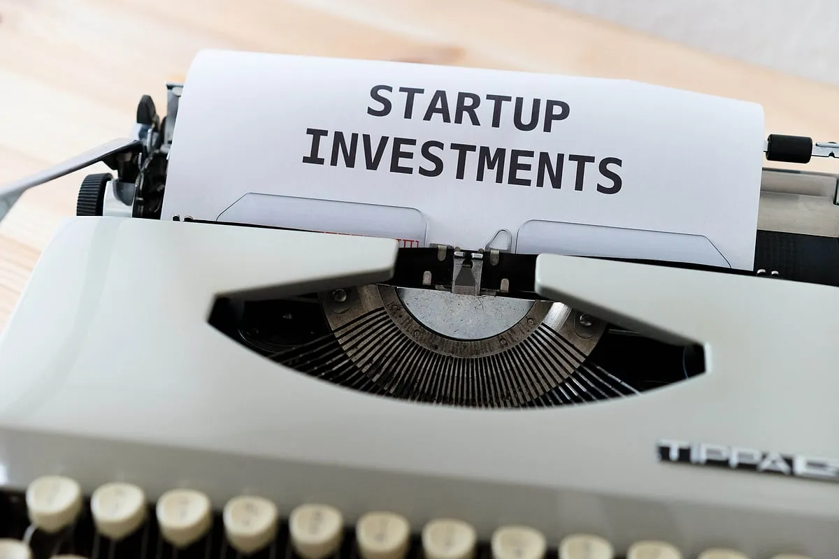 Since most pitches on Shark Tank India run under an hour, Rajiv Talreja believes that it neither provides enough time for the sharks to get an intimate understanding of the business nor does it help the founder to come up with an appropriate valuation. Image: Unsplash 