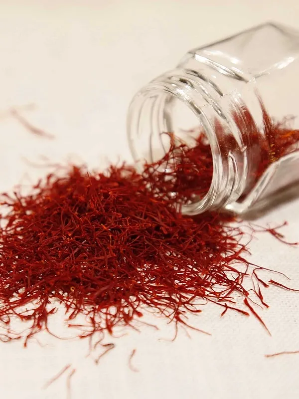 A powerful antioxidant, saffron fights free-radical damage, and has vitamins A, B and C, all of which mitigate wrinkles, pigmentation, and trans-epidermal water loss. Image: Pexels 