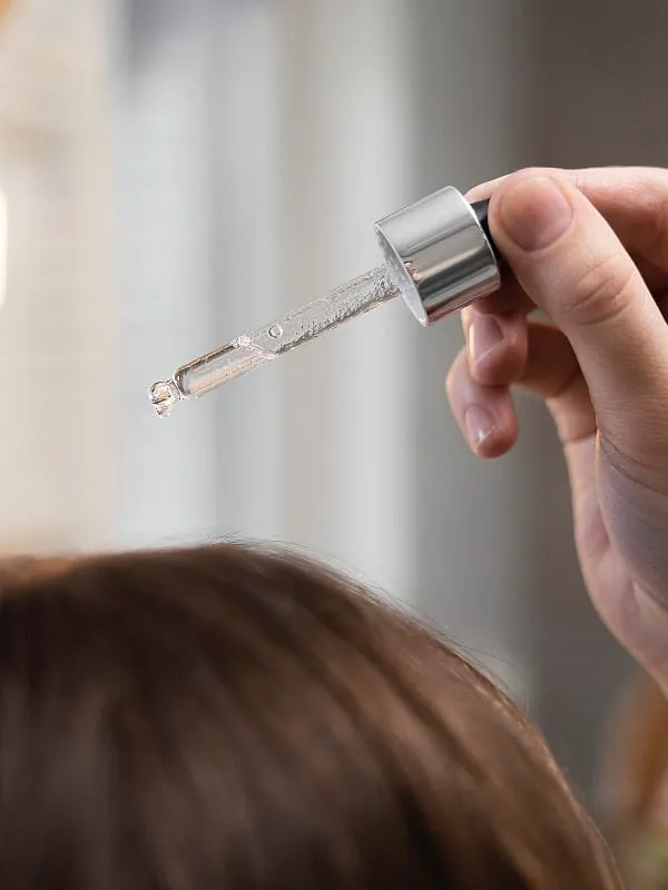 According to Mumbai-based celebrity dermatologist Dr Madhuri Agarwal, the basic job of a post-wash scalp serum is to hydrate the scalp. Image: Pexels 