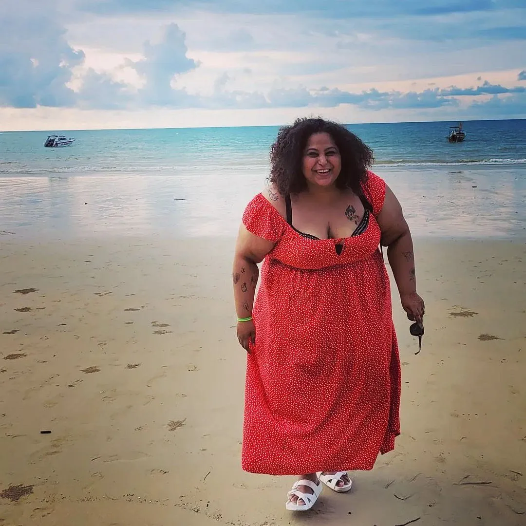 Body-positive influencer Dipti Bharwani has also been affected by the weight bias in the workplace. Image: Instagram.com/dipti.bharwani 