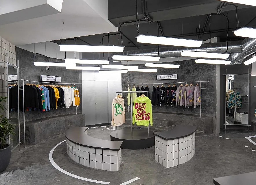 “Our sales are similarly split across the website and our two physical stores, but the number of orders are higher on the website (albeit with a lower ticket size) whereas CDC Experience (the on-ground store) gets more orders with a higher ticket size,” says Kapil  
