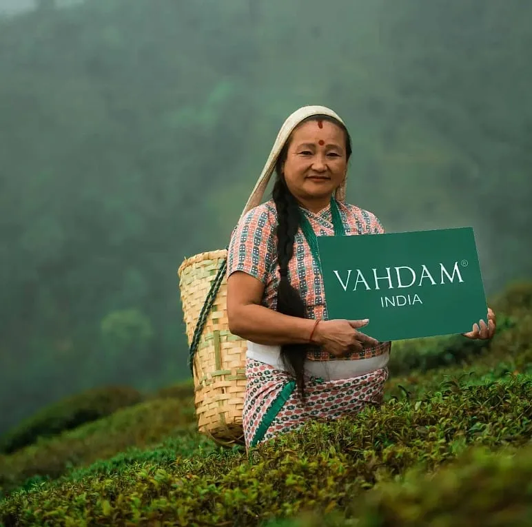 Vahdam India takes great pride in sourcing their teas and other ingredients directly from India’s 150 choicest gardens in Darjeeling, Assam and Nilgiris. Image: Instagram.com/vahdamindia 
