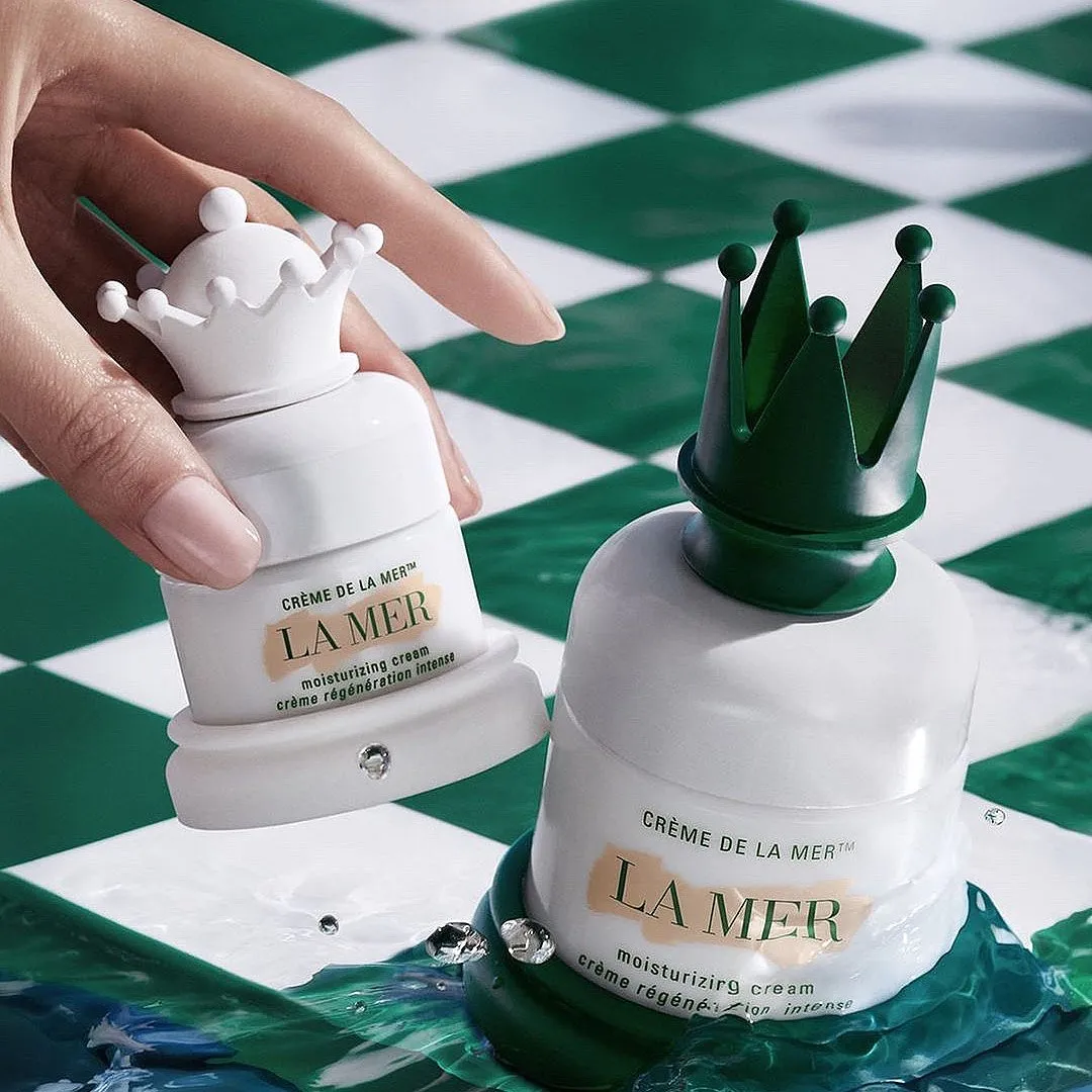 “Some dupes might not have the same high-quality or skin-friendly ingredients as the original product,” says Dr Jaishree Sharad. Image: Instagram.com/lamer 