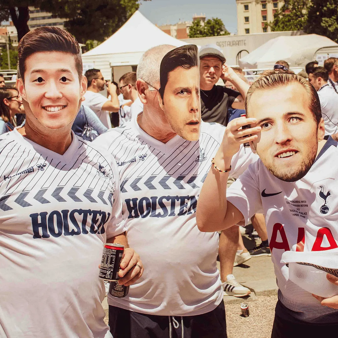 This blurring of lines is also a consequence of how celebrities, especially social media influencers, present themselves. Image: Pexels 