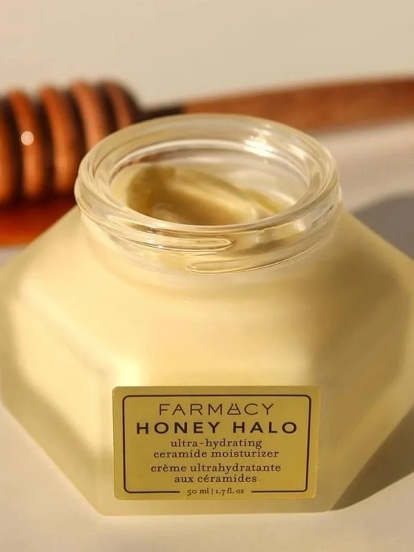 Ingredients like ceramides, shea butter, hyaluronic acid and peptides can deliver high amounts of hydration without overwhelming the skin. Image: Instagram.com/farmacy 