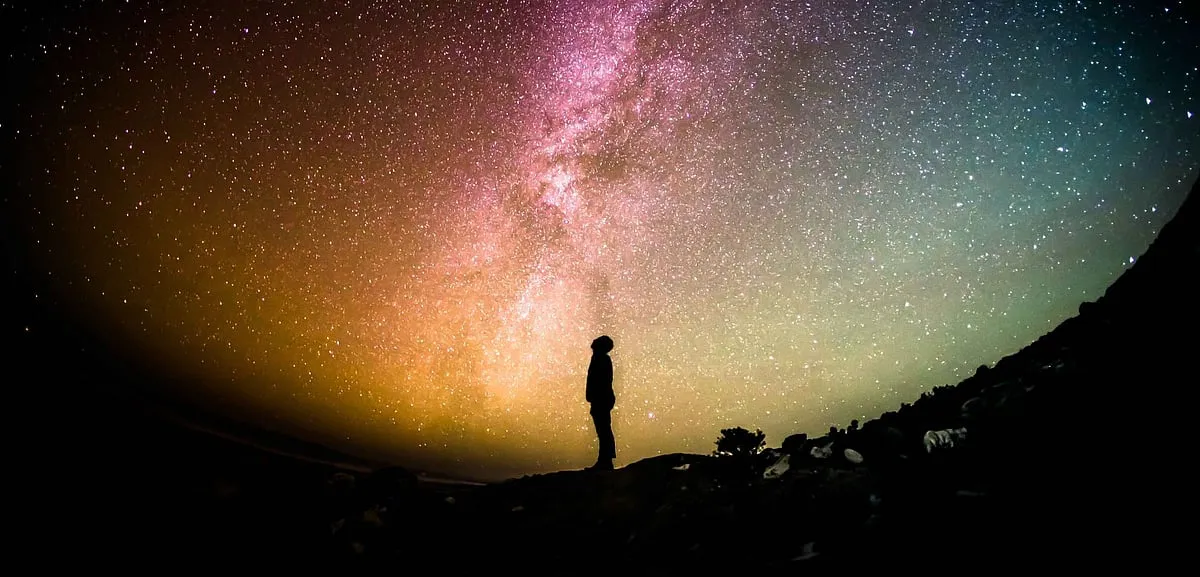 When a planet begins to retrograde, its powers dim, which, in turn, compels us to introspect and review the aspects of our lives these celestial bodies impact. Image: Unsplash 