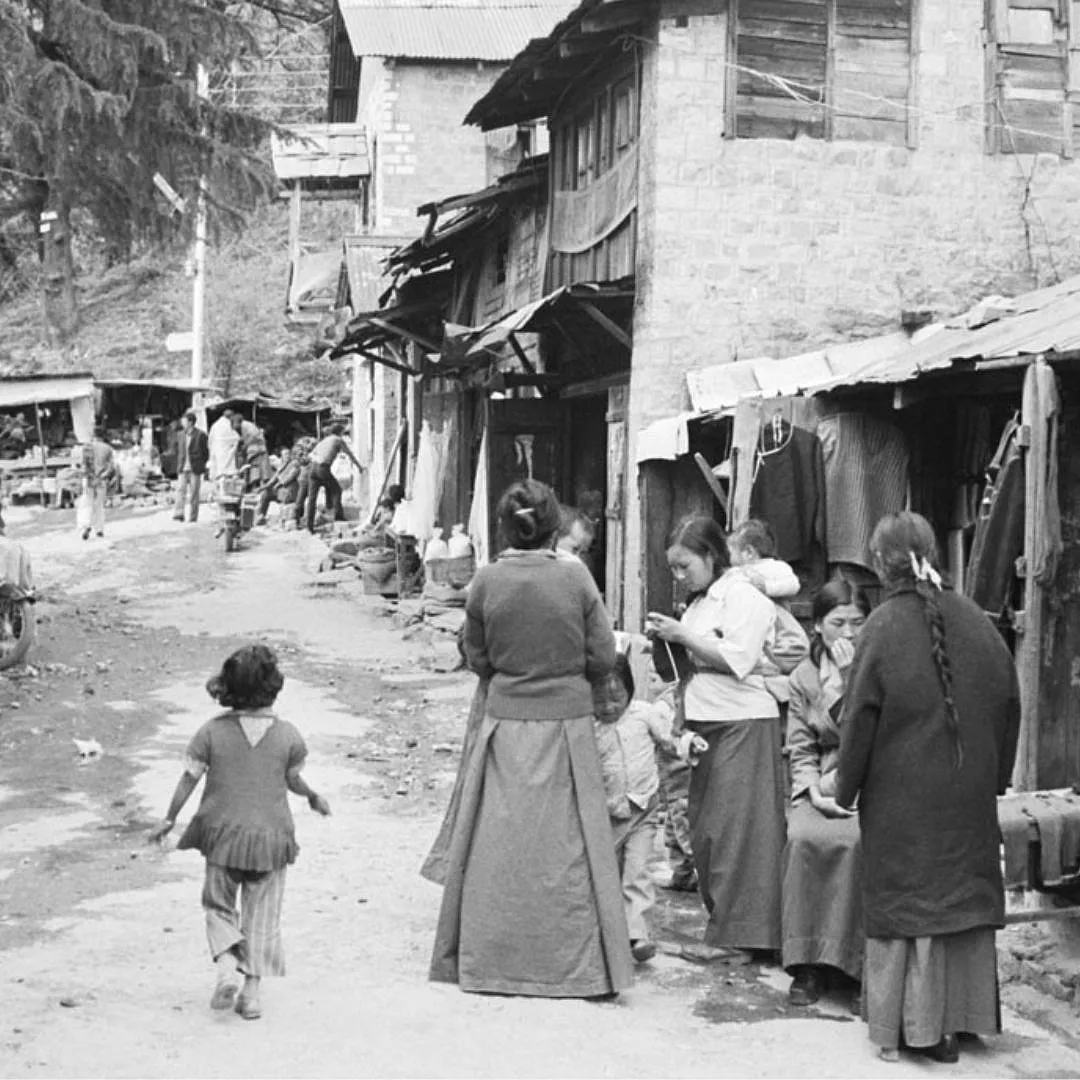 McLeod Ganj main square, 1970s. Image: Karsti Siege 
