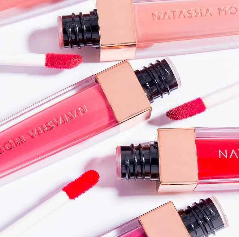 Natasha Moor Cosmetics has very recently launched on Nykaa—it was previously only available through the Cross Border Store which involved duties, shipping fees and tedious document work. Image: Instagram.com/natashamoorcosmetics 