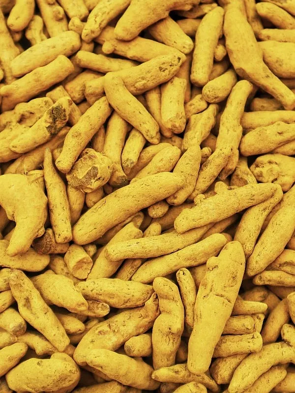 Nidhi Pandya, a third-generation Ayurvedic practitioner and wellness coach informs that turmeric is also known as ‘kanchani’ in Sanskrit—or ‘gold’—and lends a gold-like hue to the skin. Image: Pexels 