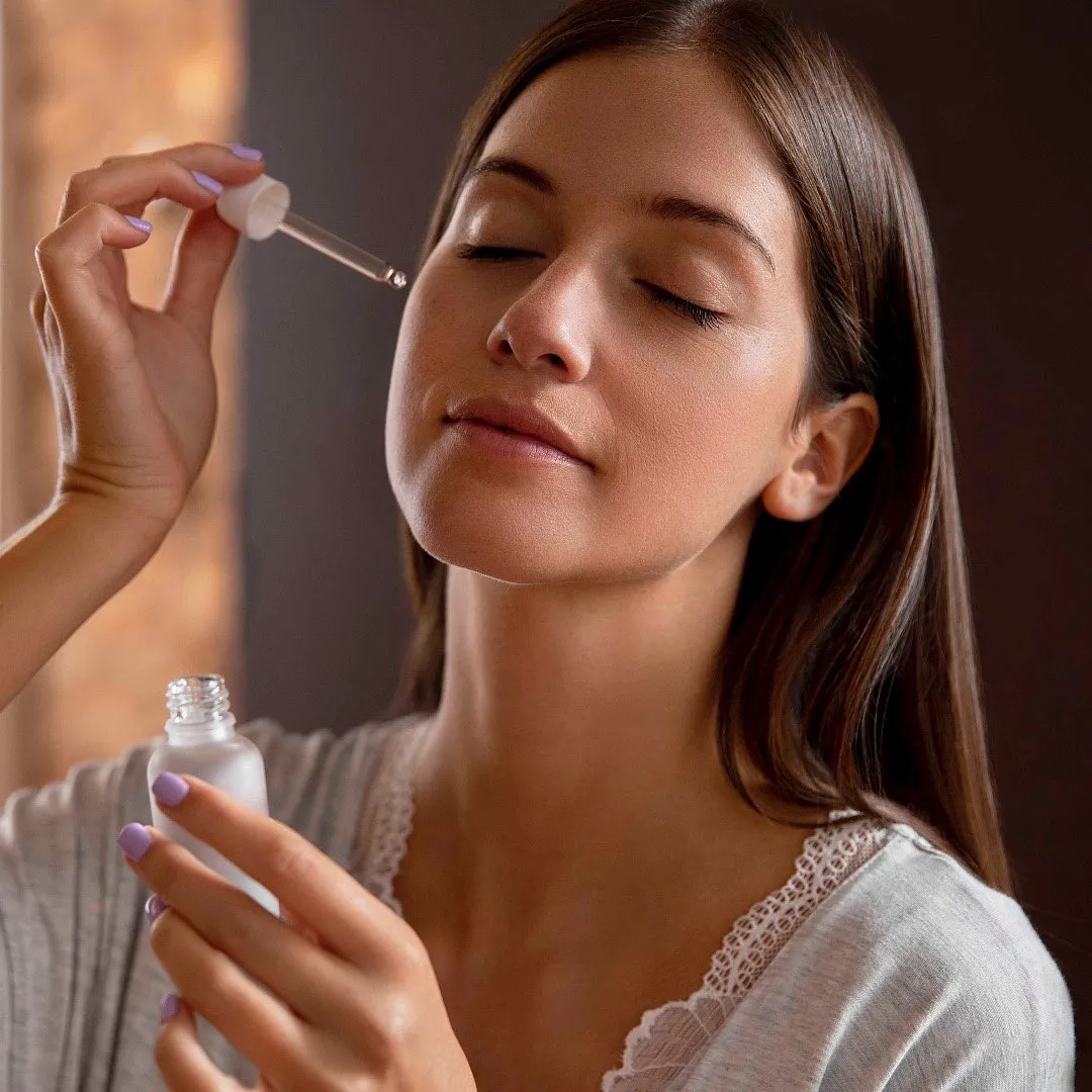 Objectively, there is no substantial benefit that a product gets enriched with, when a fragrance is added to it. Image: Freepik 