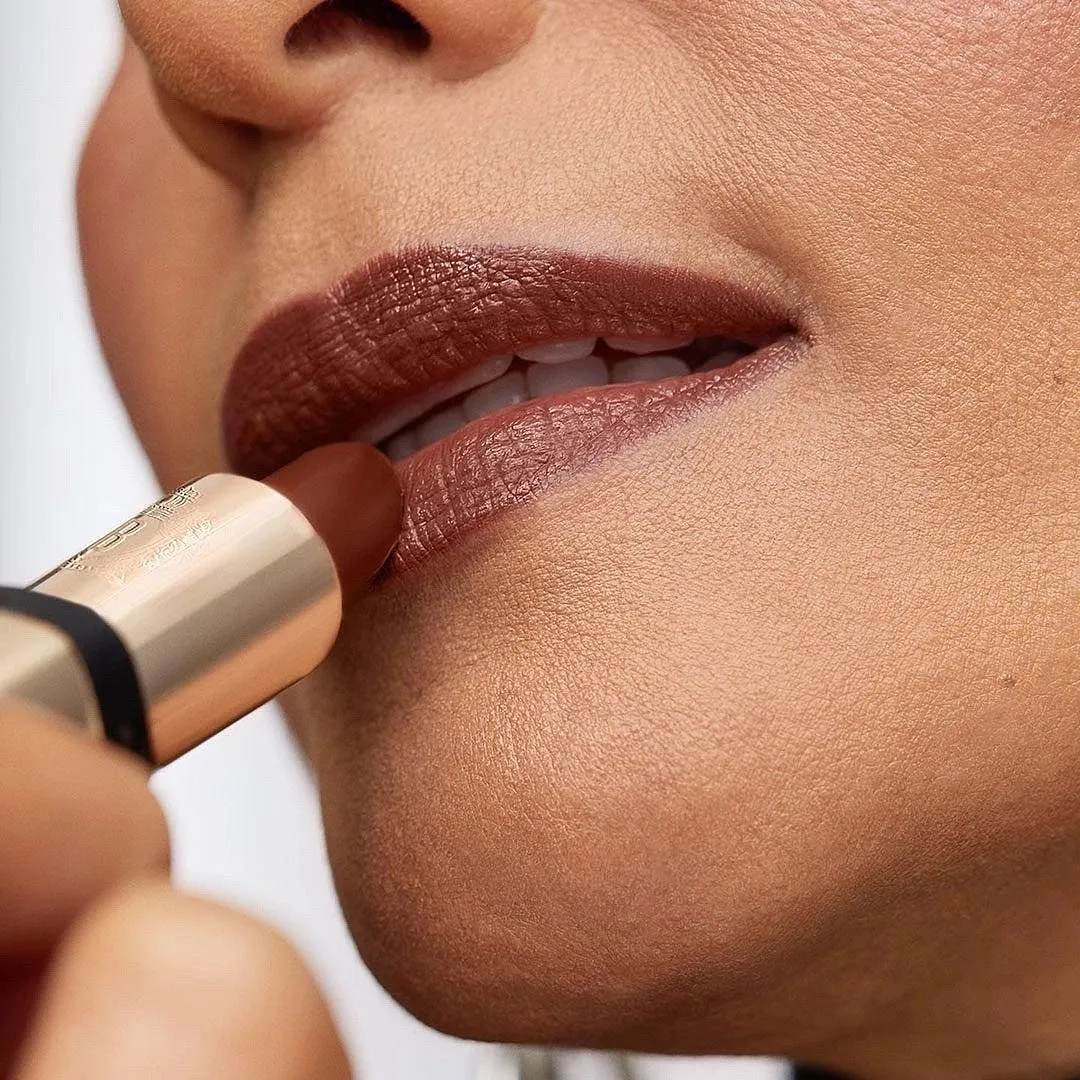 Lip Colour – Brown, Bobbi BrownThis product belongs to the original set of 10 lipsticks that make-up artist Bobbi Brown launched her eponymous beauty line with, in 1991. As the name suggests, the neutral brown features a rich chocolatey tone that accentuates the natural colour of your lips. Thanks to its formula, both the application and finish are smooth.Priced at ₹2,990Available at SSBeauty.in 