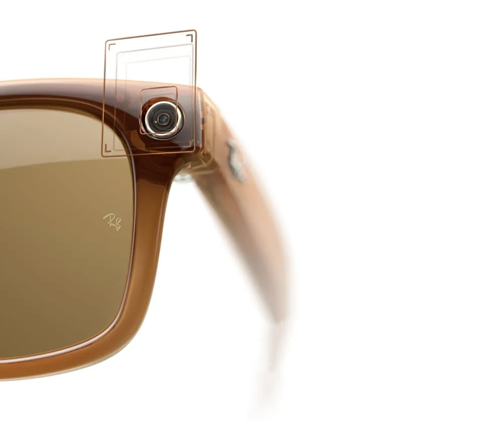 Ray-Ban | Meta Smart Glasses:Meta's collab with Ray-Ban redefines wearable tech. For social media aficionados, these glasses are nothing short of a dream, offering a hands-free gateway to capture, stream, and interact. Whether you're amidst urban hustle or out on a trek, just utter, 