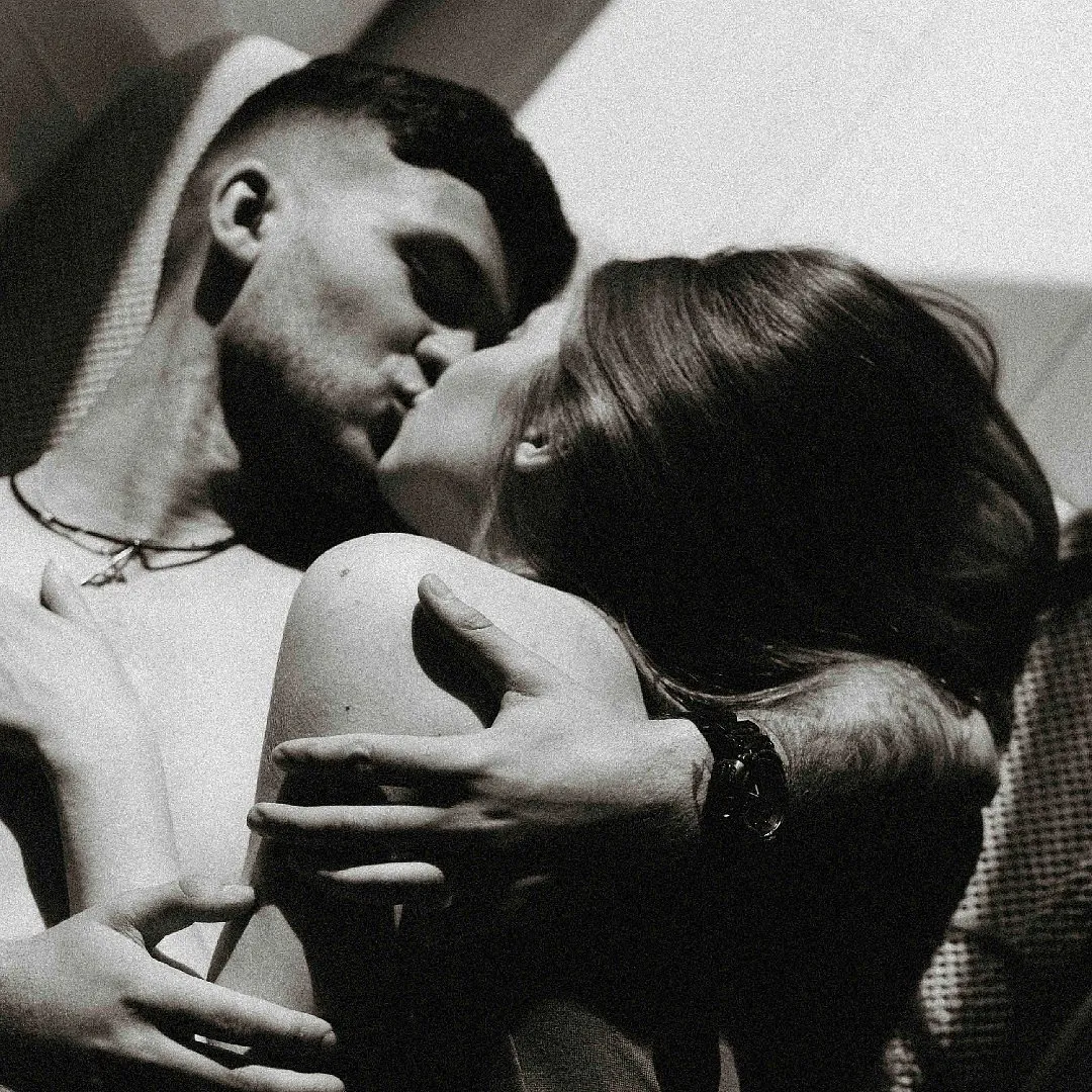Most individuals  perceive sex as a purely physical act, devoid of any significant emotional  dimensions. Image: Unsplash 