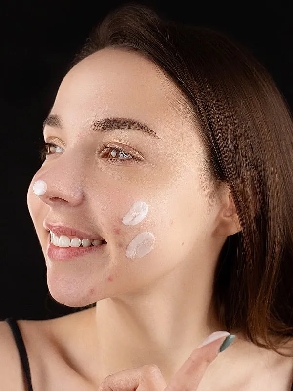 Tretinoin is a potent retinoid—about 20 times more potent than retinol—and can cause more reactions than other types of retinoids, says Dr Madhuri Agarwal. Image: Pexels 