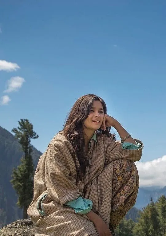 In her work, Bhatt bores through that facade of a modern Indian woman. Image: Rotten Tomatoes 