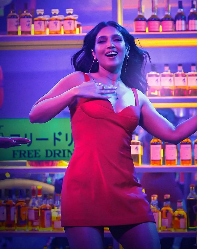 A still from Thank You for Coming starring Bhumi Pednekar 