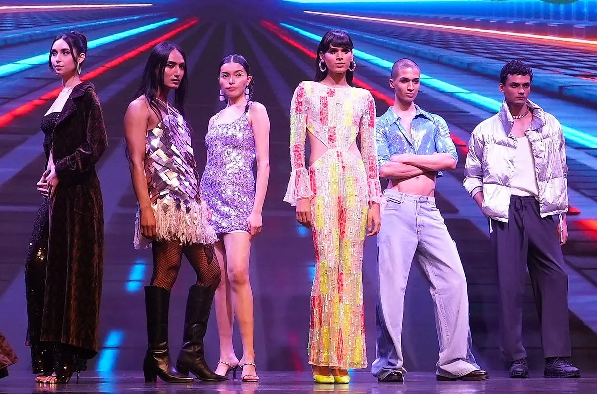 Bling, bling and some more—that's the metallic trend for you 