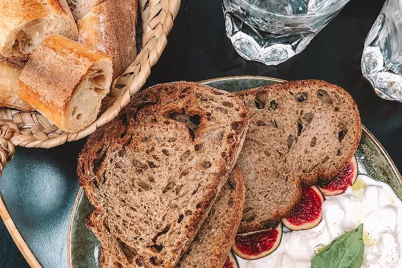 While waking up early aligns with certain Ayurvedic principles and has specific benefits, it is crucial to understand that individual variations exist, says Dr Aruna Purohit. Image: Pexels 