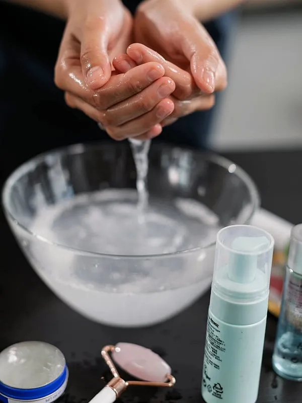 Dr Madhuri Agarwal is of the opinion that simply washing your face with a cleanser and water is sufficient. Image: Pexels 