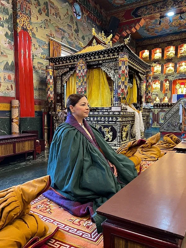 Deanne Panday joined the monks for an hour-long chanting session at the on-site monastery 