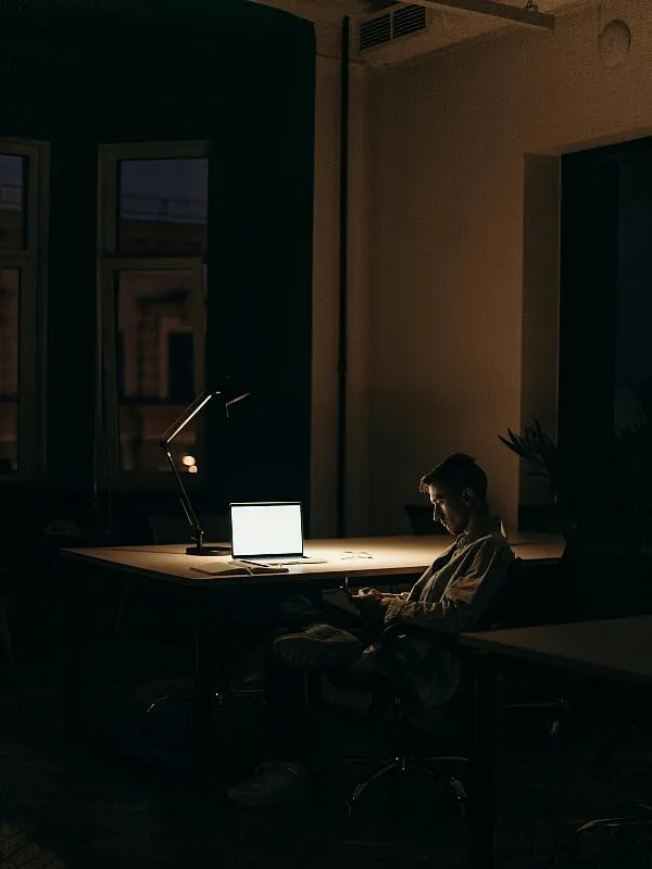 In 2021, a global survey by Ipsos revealed that 4 in 10 urban Indians, or 43 per cent of the population, said they felt lonely at most times. Image: Pexels 