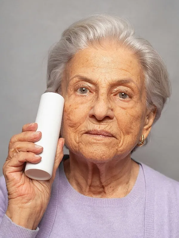 Nykaa, one of India’s largest omnichannel beauty destinations, throws over 4,380 product recommendations at you if you search for the term “anti-ageing”. Image: Pexels 