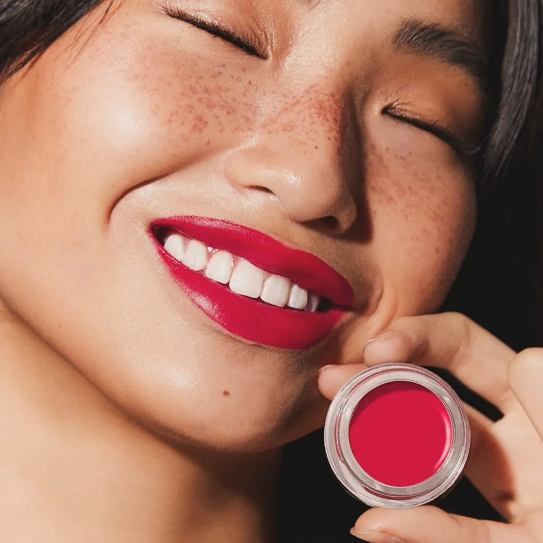 PurearthPurearth’s Laali lipstick has a rich, red hue with a flattering blue undertone that complements all skin tones. But Laali is more than just highly pigmented—it consists of cold-pressed Himalayan oils and butter to nourish your lips, while Vitamin E and essential fatty acids keep them soft. A touch of Kashmir lavender and Himalayan cedarwood creates a subtle, uplifting fragrance. This versatile lip paint can be applied for a precise pout or a soft, rosy tint. Pair it with Purearth's Sitara Strobelighter for an extra touch of radiance. 