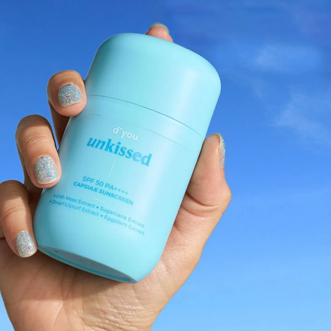 Unkissed, d’youWhen a sunscreen is a serum—not cream, blue-tinged, not opaquely white—you know it’s not your typical sunscreen. With 14 plant-based extracts that are soothing and hydrating, this is a great sunscreen for acne-prone skin. It doesn’t clog the pores, prevents the skin from becoming oily, and keeps potential sun damage at bay. Free of fragrance and irritants, this sunscreen is perfect to wear under make-up as well.  