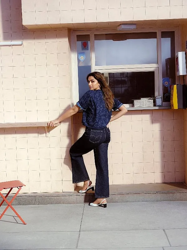 Levi's Flare Family lends a decidedly modern edge to the style of the ’70s 