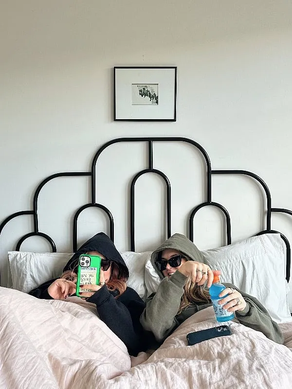 Habits like constant comparison  to unrealistic portrayals on social media or a sleep disrupted by late-night scrolling could mask underlying depression. Image: Dupe 