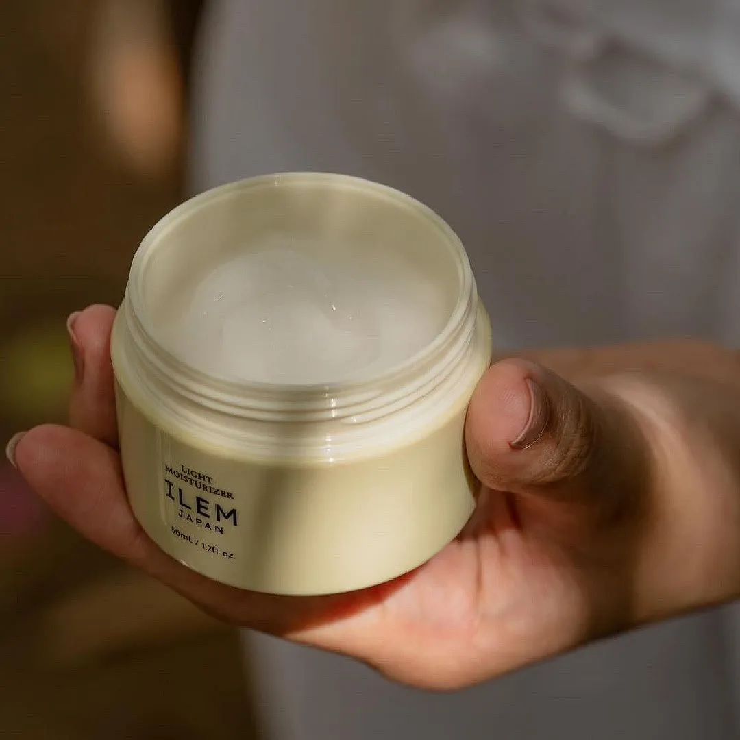 Light Moisturizer, ILEM JapanThis made-in-Japan moisturiser features a lightweight gel texture and hosts a unique ingredient complex that enables it to target lacklustre, dry, and wobbly skin at once. Free of congestion-inducing ingredients, this moisturiser can be liberally applied on oily, acne-prone skin without worrying about exacerbated acne or excess sebum secretion. Image: Instagram.com/ilemjapan 