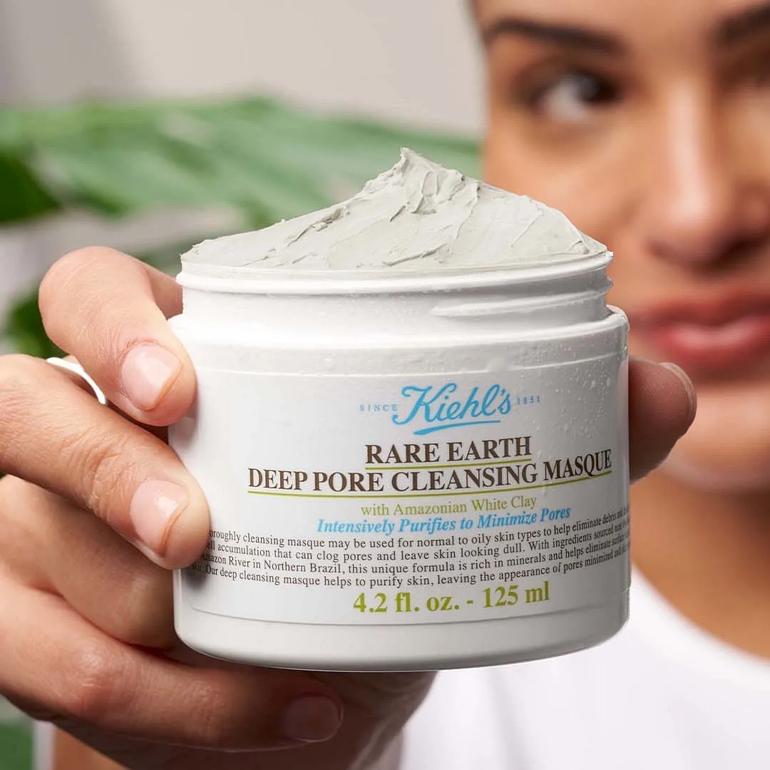 Rare Earth Deep Pore Cleansing Mask, Kiehl’sCreated to target enlarged pores clogged with impurities and alleviate sebum on the skin, this clay mask from Kiehl’s combines the purifying effect of Amazonian clay with the hydrating properties of aloe vera, glycerin, vitamin E, allantoin, and fatty acids to lend the skin a soft, clarified, and fresh finish. Image: Instagram.com/kiehls 