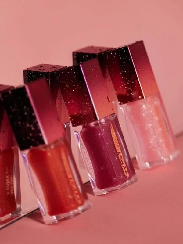 Typsy Beauty, a homegrown beauty brand, packages trending make-up products in quirky cases. Image: Instagram.com/typsybeauty 