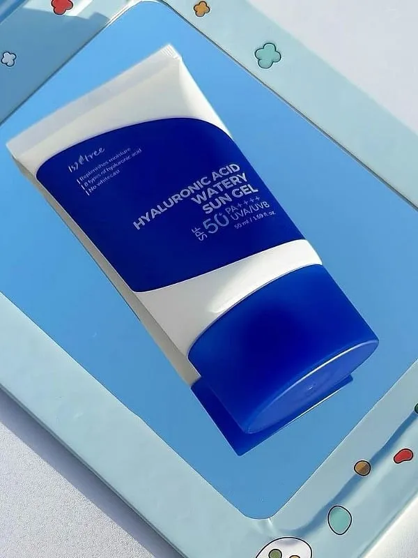 This sunscreen features Centella Asiatica, fig fruit extract and ceramides to improve the skin's natural barrier. Image: Instagram.com/isntree 