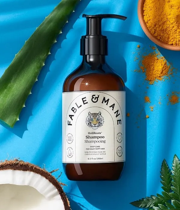 HoliRoots Hydrating Shampoo With Coconuts by Fable & Mane. Image: www.fableandmane.com 