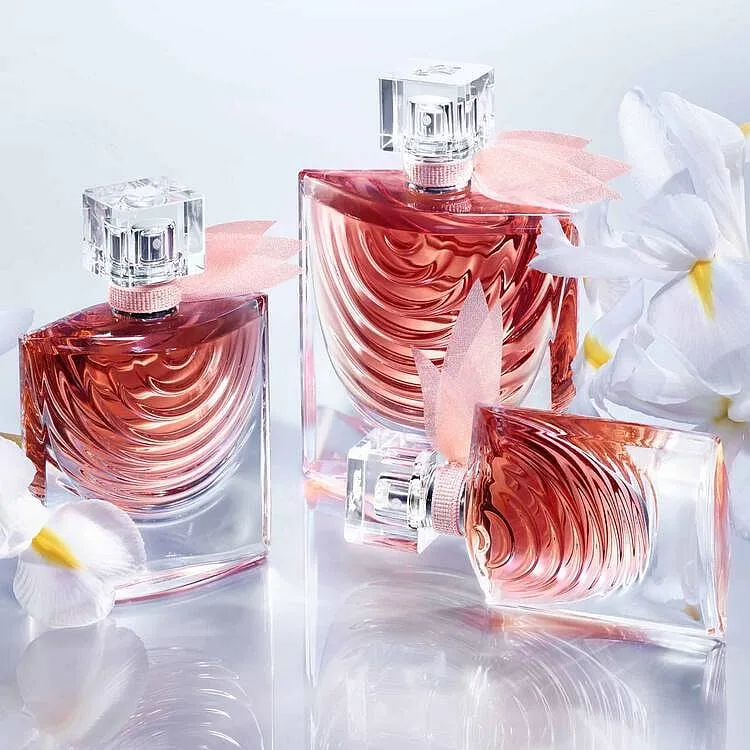 It features exotic ingredients like patchouli vanilla, it opens with blackcurrant and pear. Image: Instagram.com/lancome 
