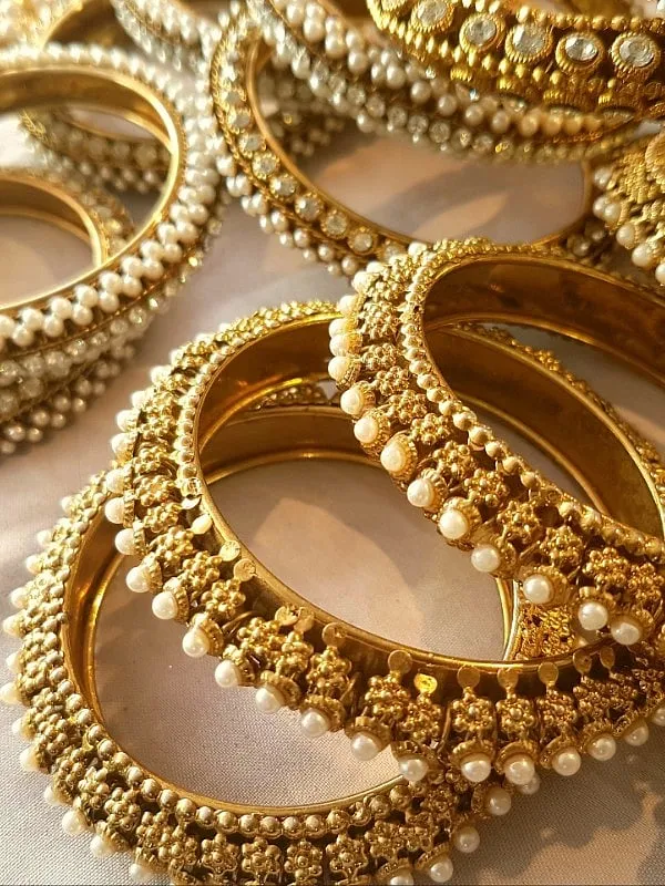 When you are evaluating your strategies for investing in gold, remember that gold is not a short-term investment option. Image: Unsplash 