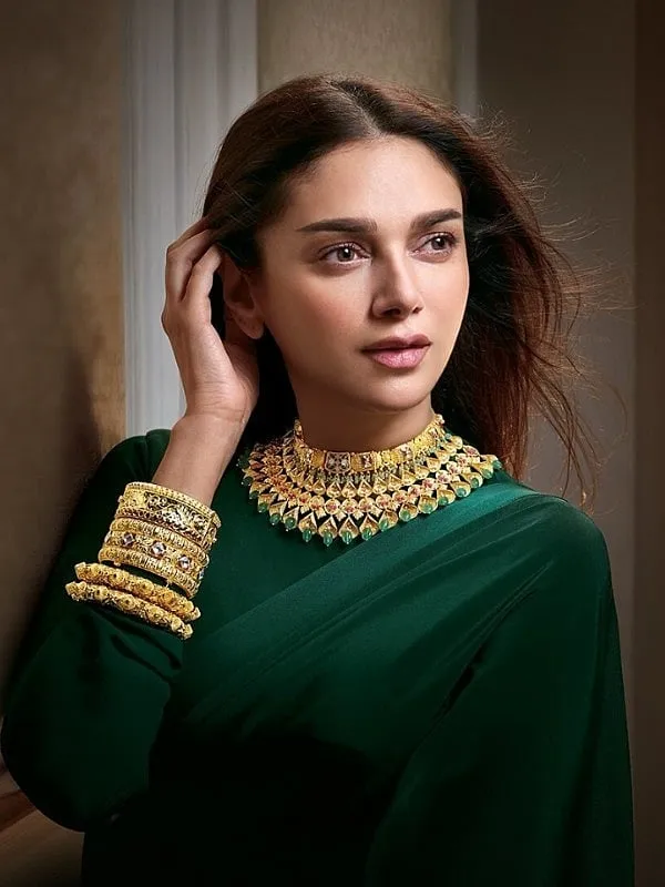 Depending on the wedding jewellery you pick, you can repurpose some of the pieces for other events as well. Image: Instagram.com/indriyajewels 