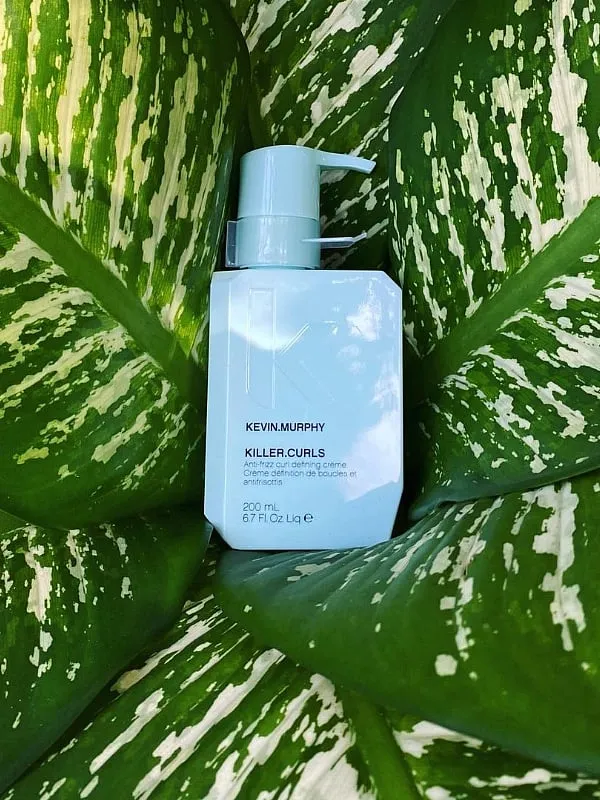 Once you scrunch the Killer Curls Anti-Frizz Defining Creme by Kevin Murphy into damp hair, it hydrates and smoothens your curls. Image: @tendancelk 